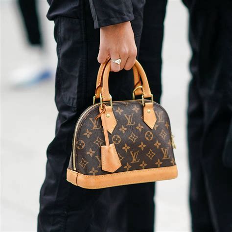 alma patent louis vuitton|louis vuitton alma reference guide.